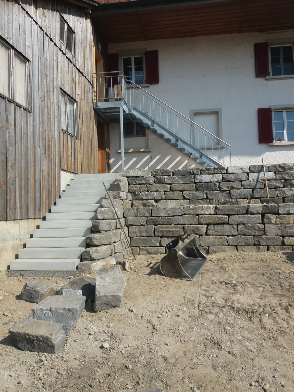 Bagger- und Umgebungsarbeiten - Schorro Bagger und Umgebungsarbeiten GmbH