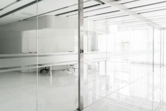 großes Panorama Altbaufenster