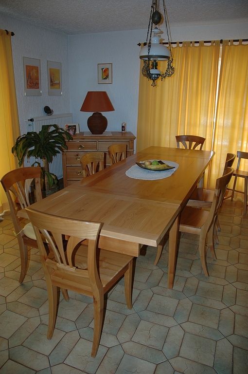 Mobilier - table