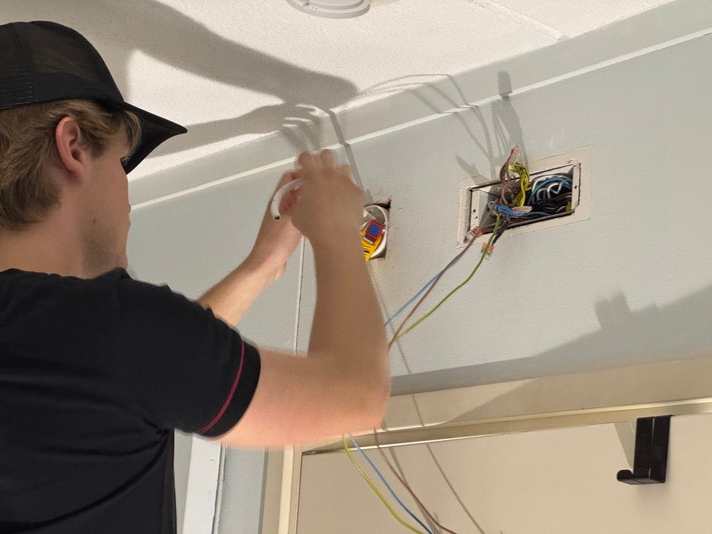 Sähköasennukset Uudellamaalla.