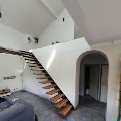 Escaliers sans rambarde