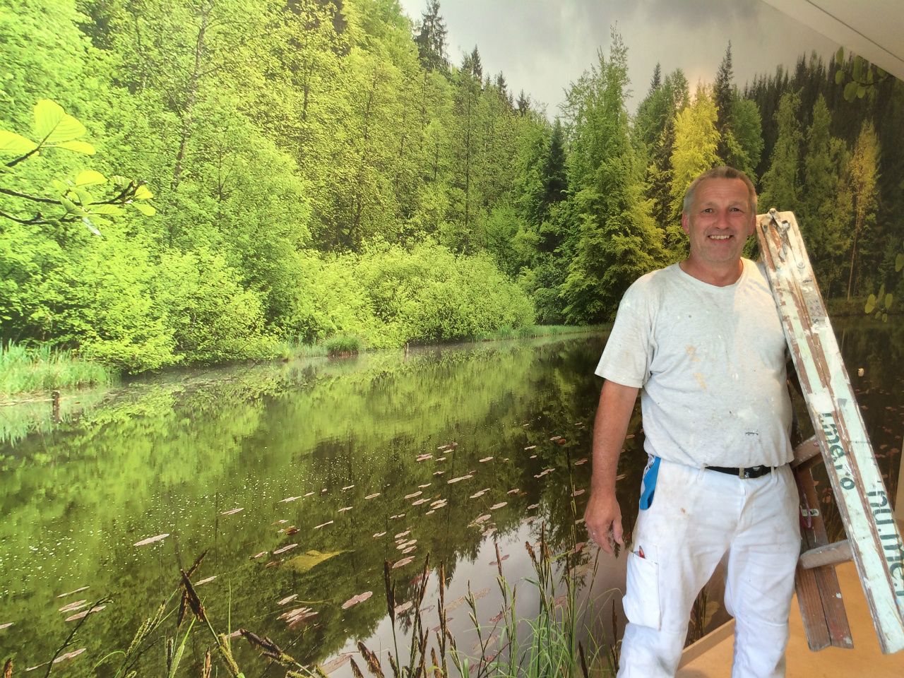 Tapete - nu.me.ro GmbH in Oberägeri