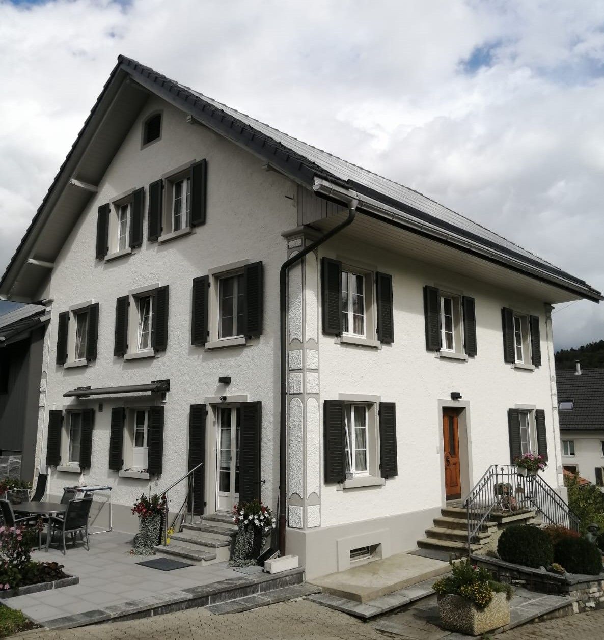 Renovationen
von Fassaden und Wohnungen