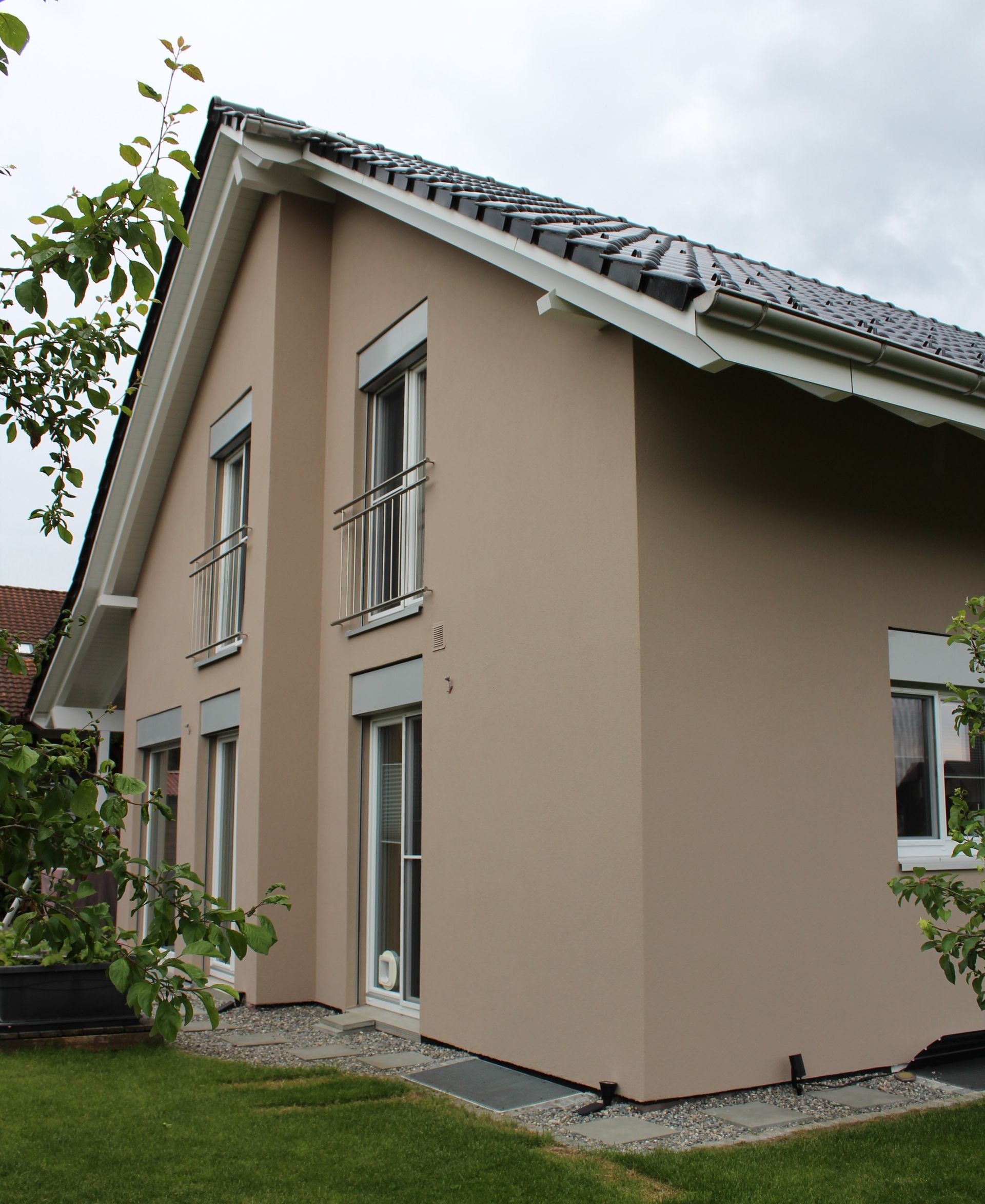 Renovationen
von Fassaden und Wohnungen