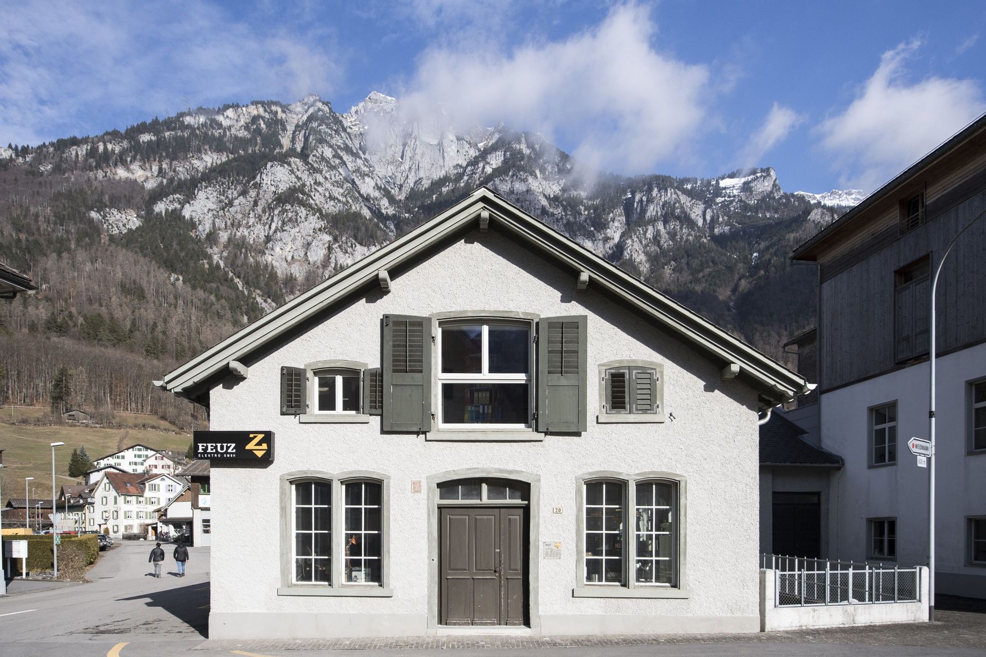 Aussenansicht Gebäude - Z Feuz Elektro GmbH