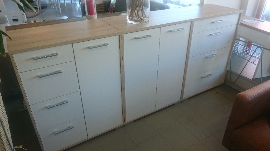 huonekaluliikevehvilainen