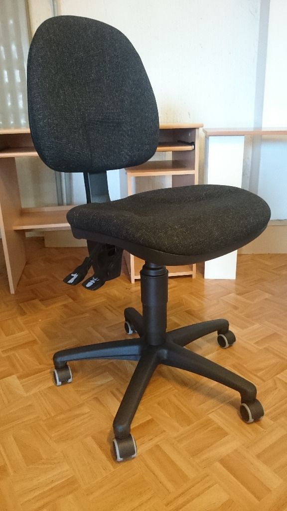 huonekaluliikevehvilainen