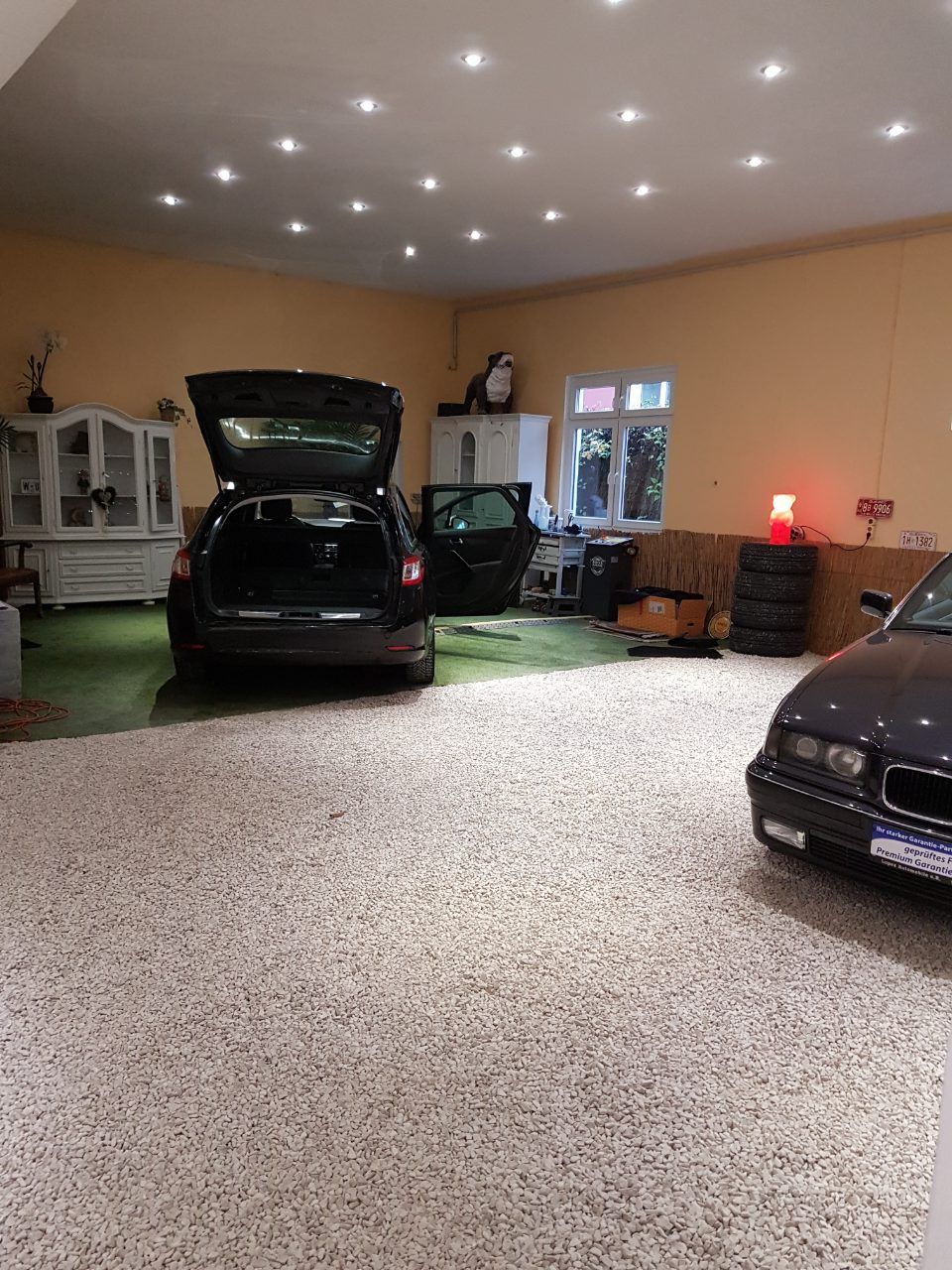 Ausstellungsraum von Lopez Automobile in Wuppertal