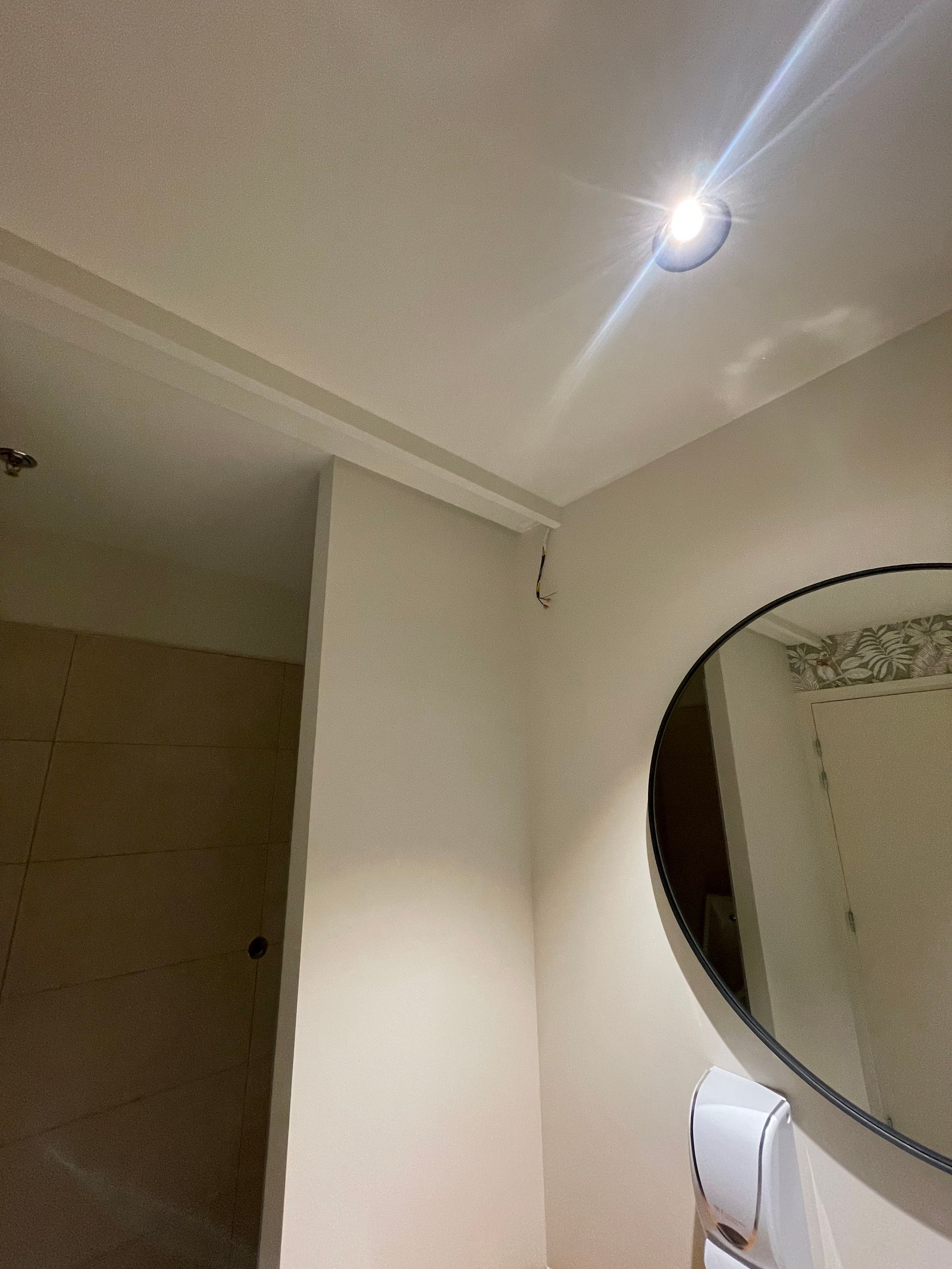 Éclairage dans une salle de bains