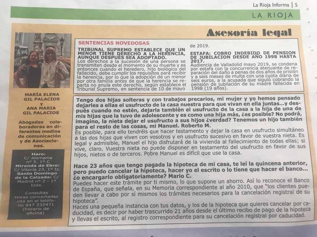 Recorte de periódico con secciones de asesoramiento legal y una foto de dos personas.