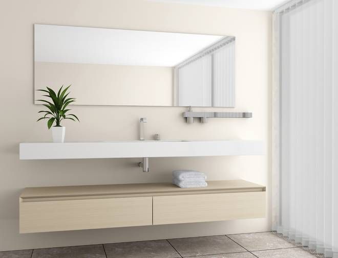 Ein von Glas-Ortlieb gefertiger Spiegel 