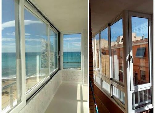 Un balcón con vista al mar y un balcón con vista al mar.