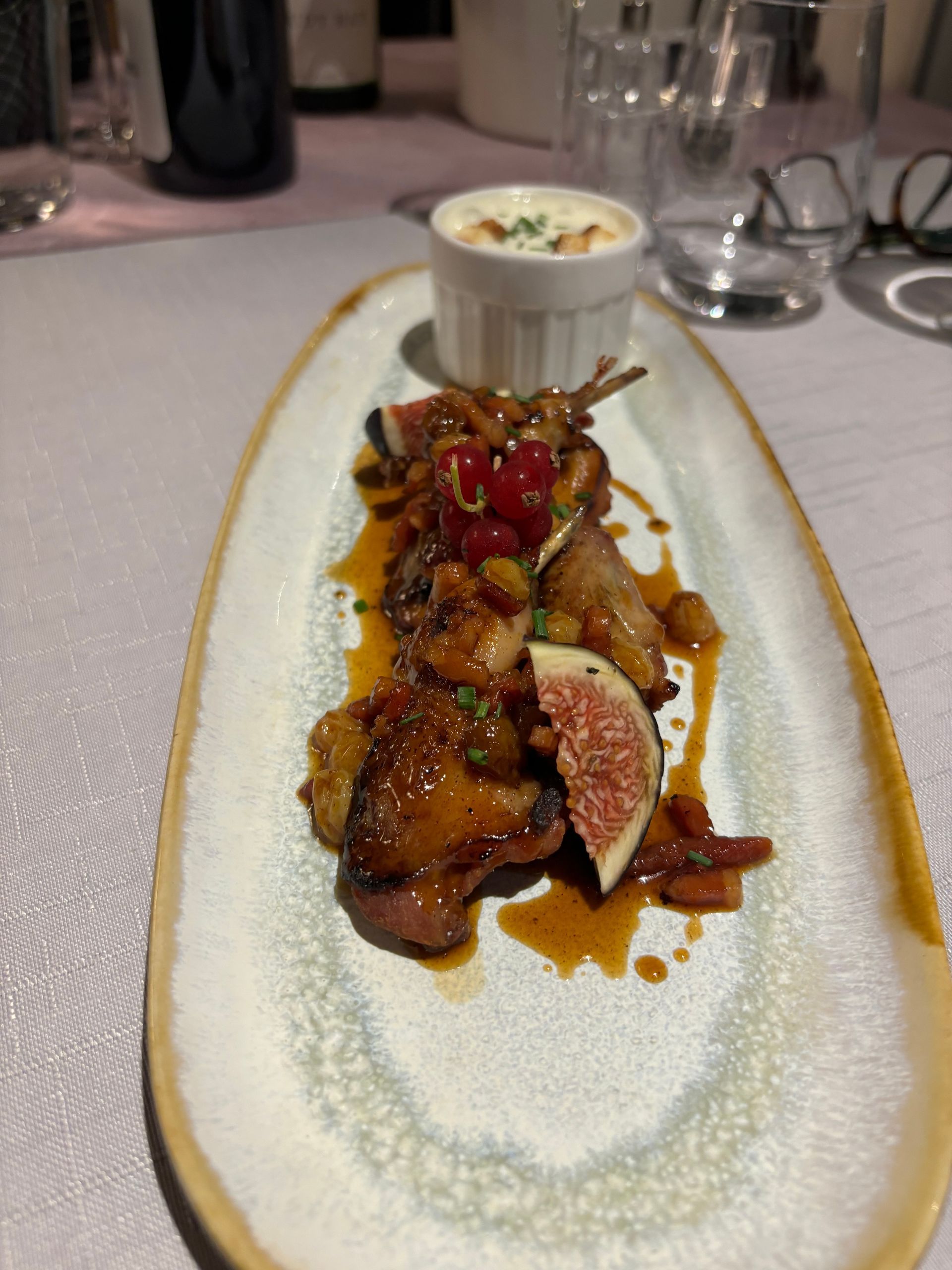 Un plat issu du menu Chasse