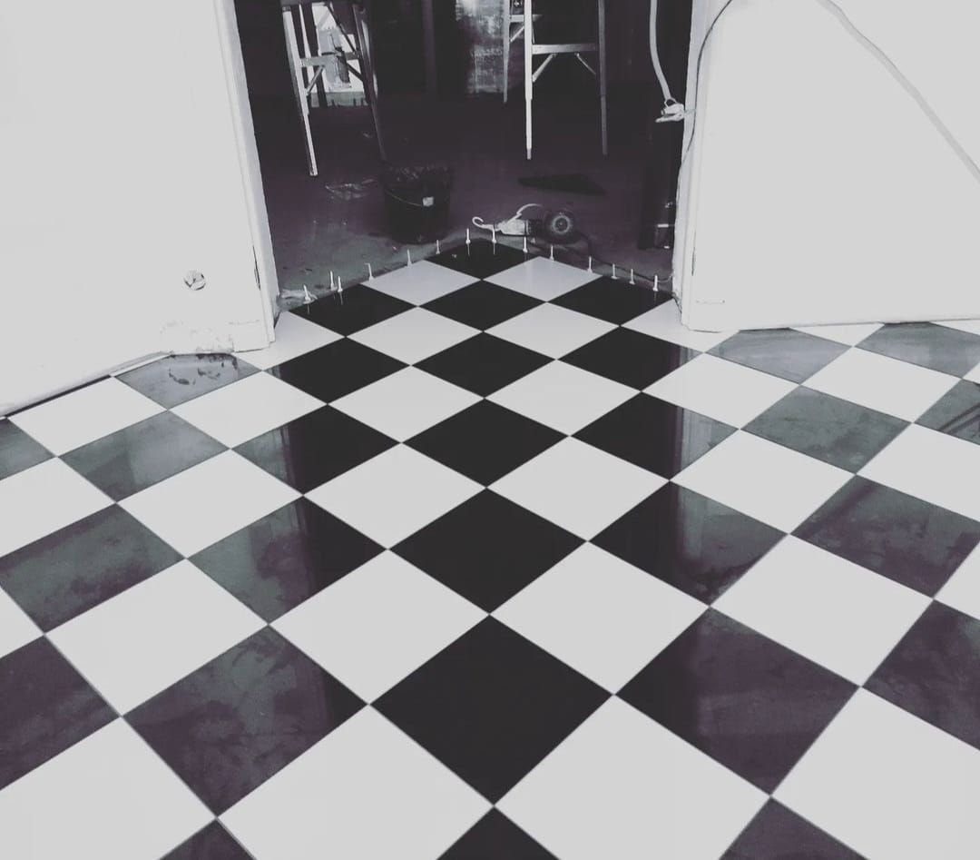 Pose de carrelage bi couleur