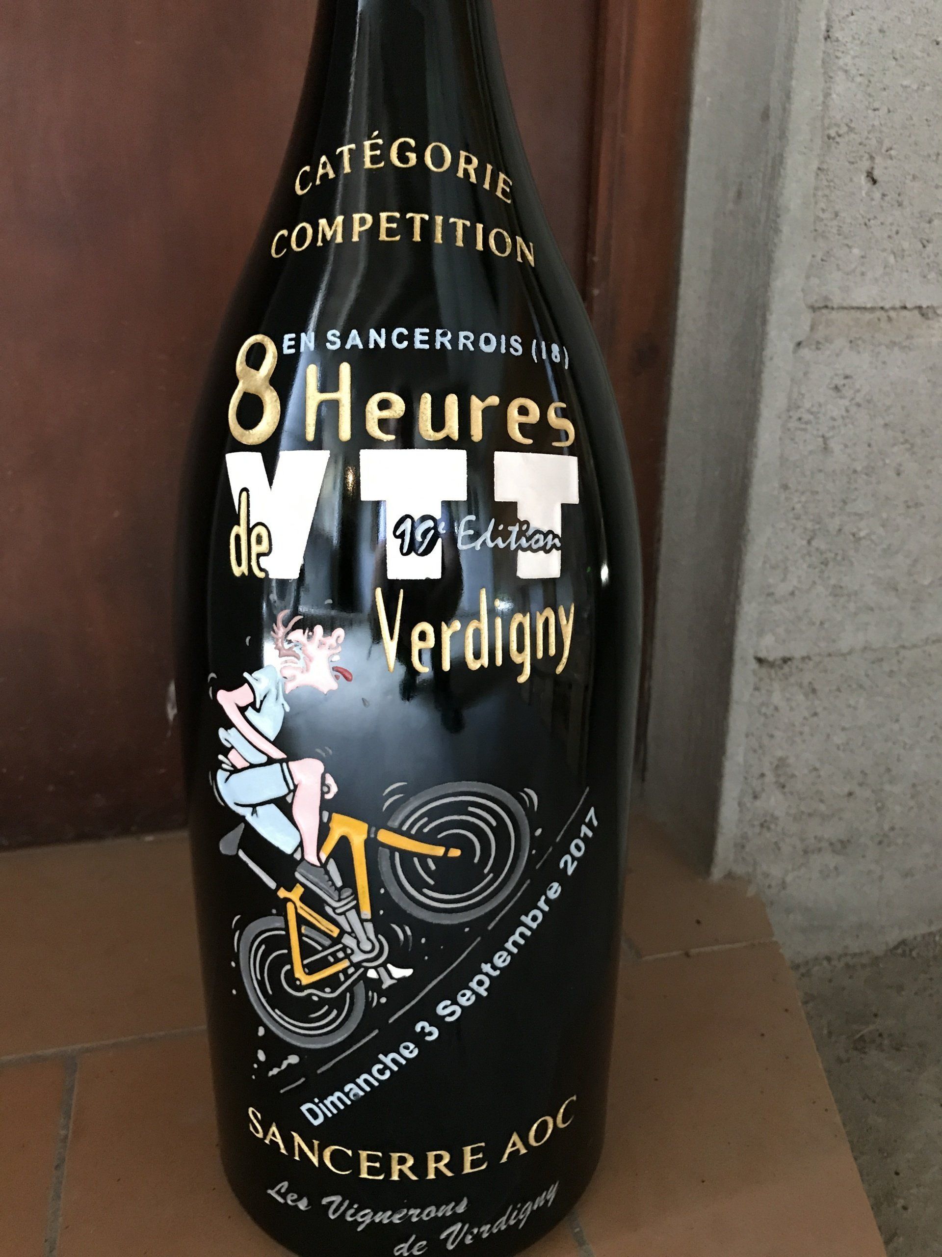 Gravure sur verre pour les 8h de VTT