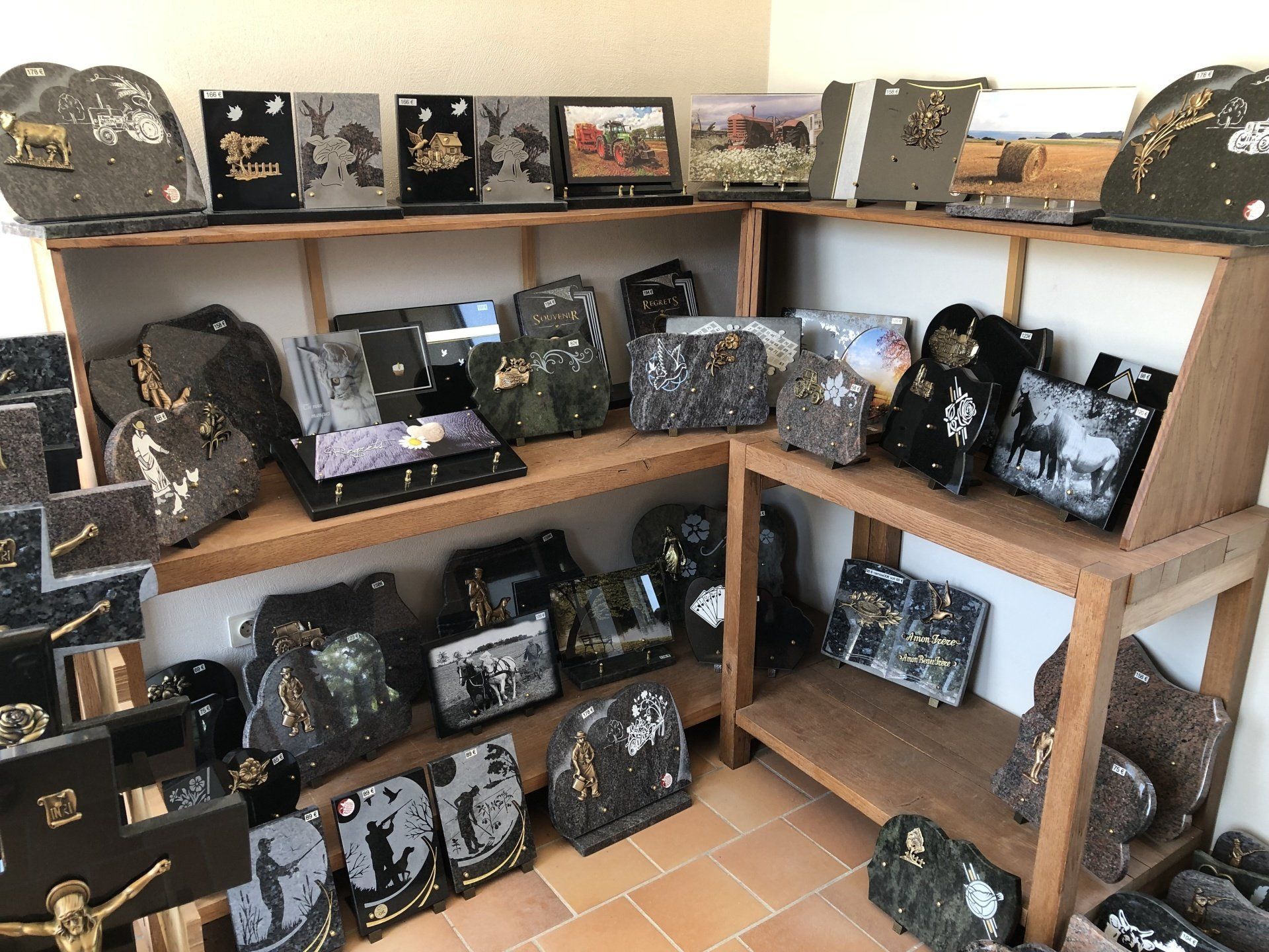 Articles funéraires