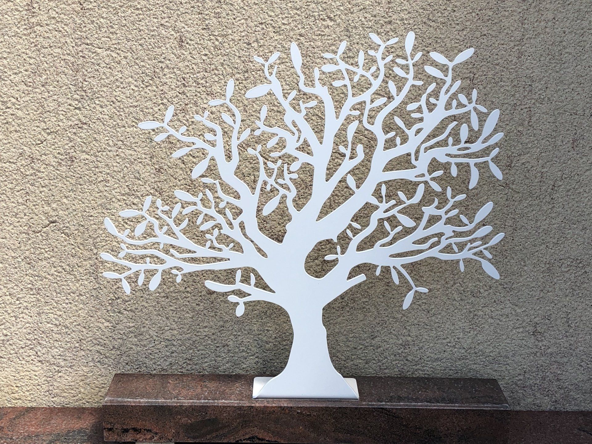 Stèle arbre (autres motifs possibles)