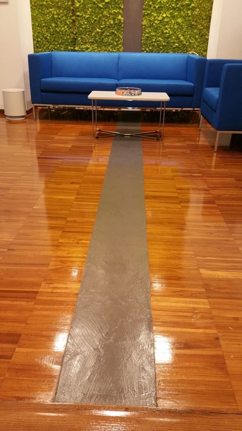 parquet di sala d'attesa lucidato