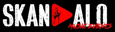 Logotipo para eventos musicales SKAN ALO: texto blanco sobre fondo negro, gr&aacute;fico de bot&oacute;n de reproducci&oacute;n rojo con una figura tocando la guitarra.