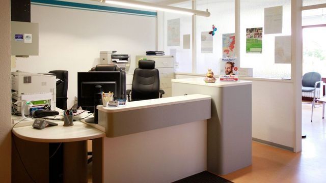 Praxis Dr. med. Rita Backes - Geriatrie Facharzt für Allgemeinmedizin