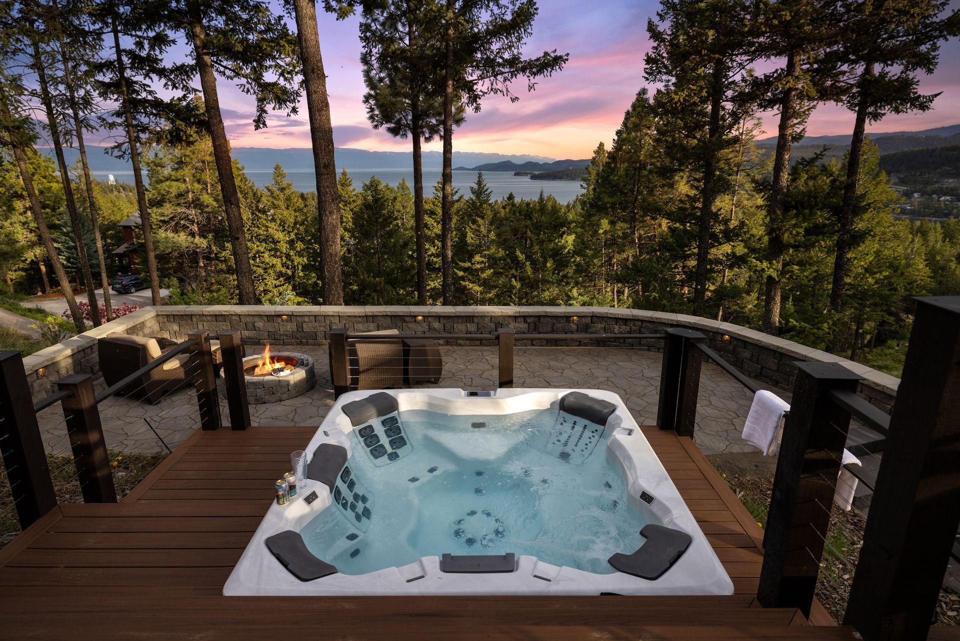 Whitefish lake, Whitefish Montana near luxury vacation rental properties