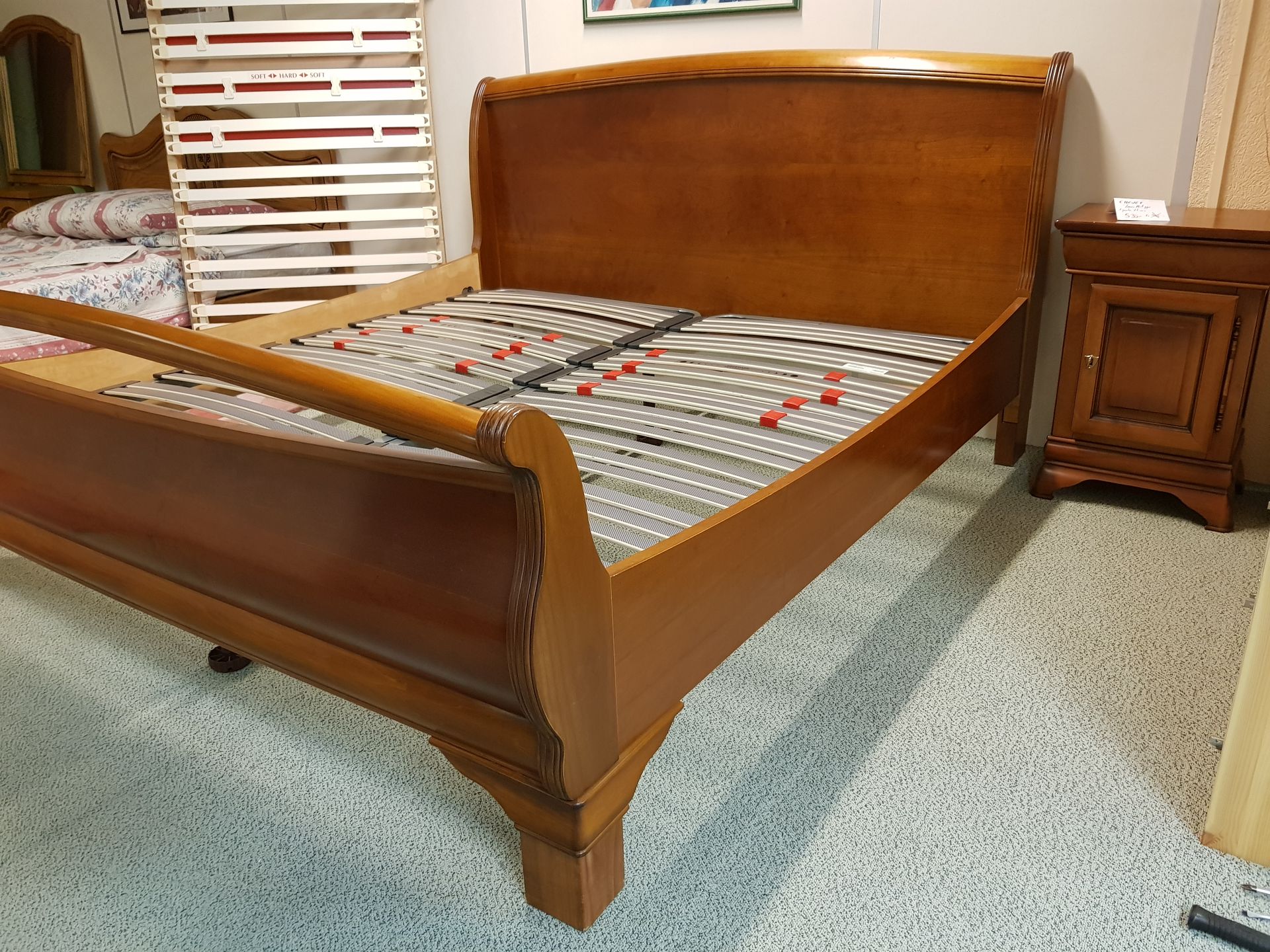 Lit 180 cm en merisier 