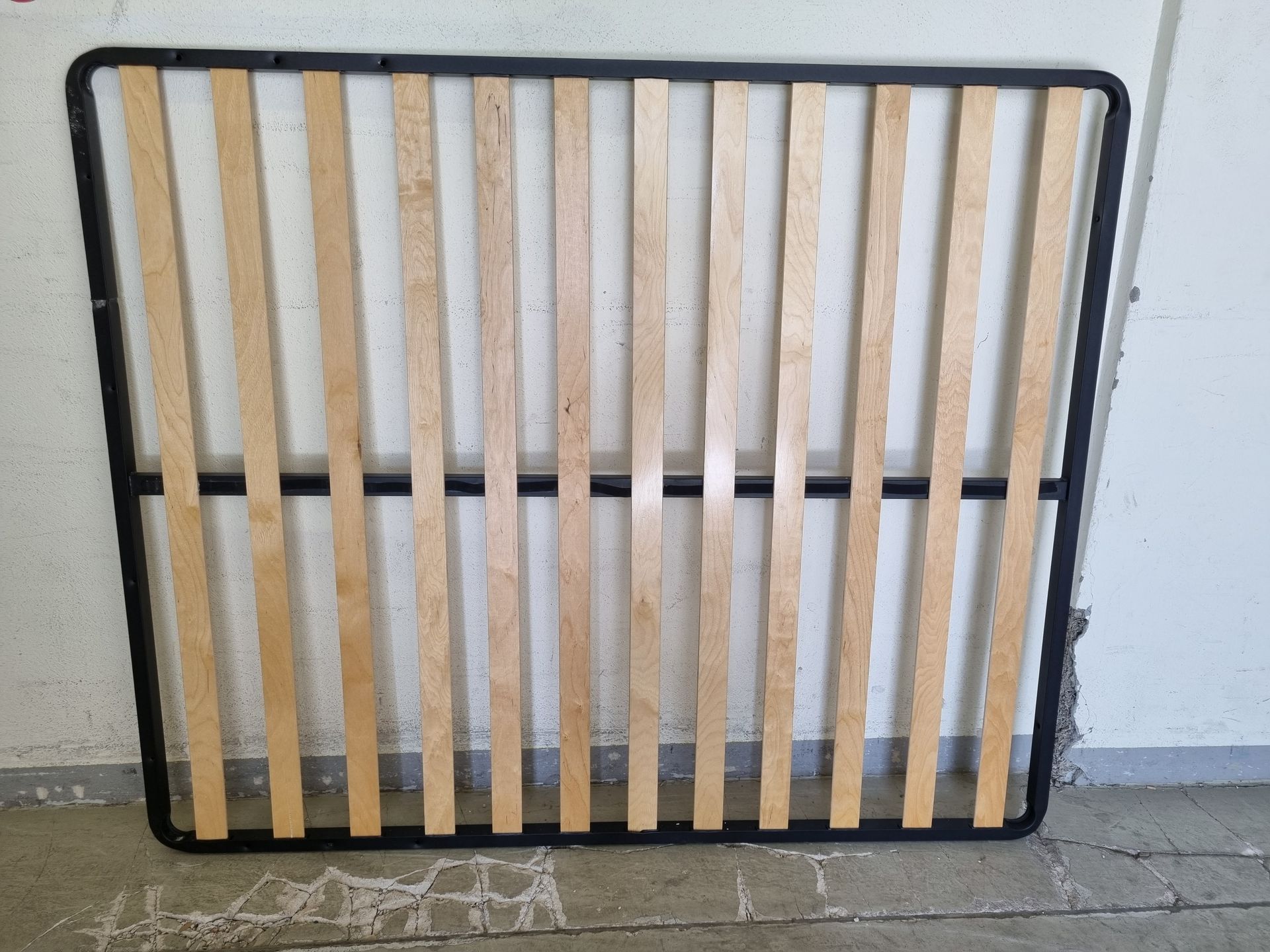 Meuble Tv  en inox et verre fumé