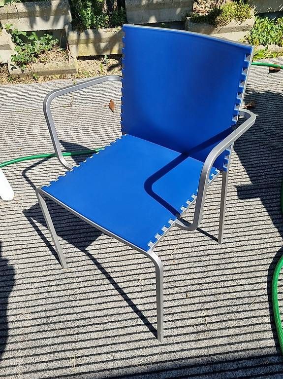 Chaise avec accoudoirs