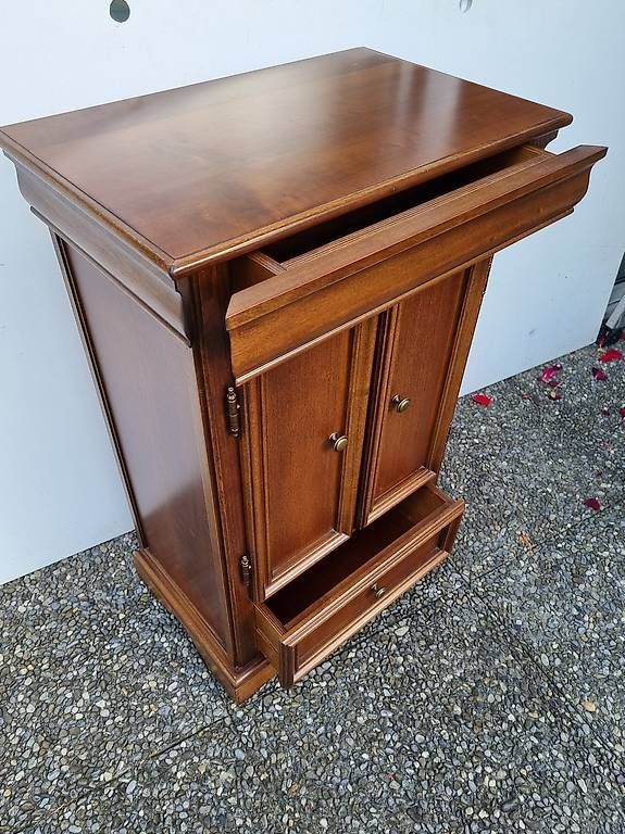 Meuble d'appui  deux portes 