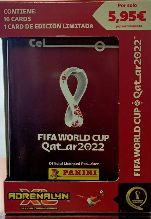Una caja de tarjetas de la Copa Mundial de la FIFA Qatar 2022