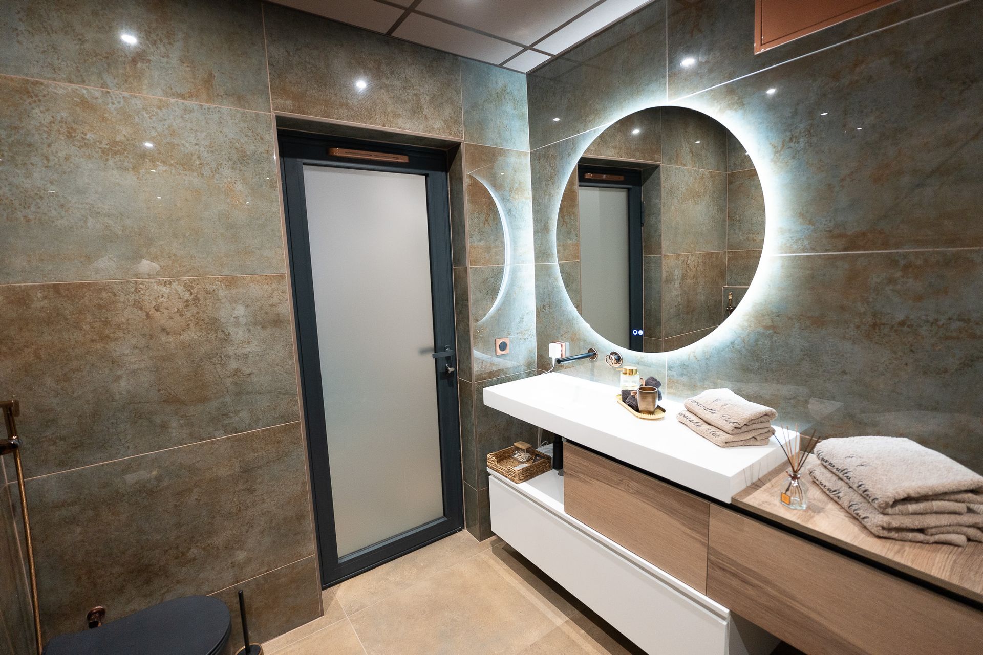 Salle de bains de l'hôtel