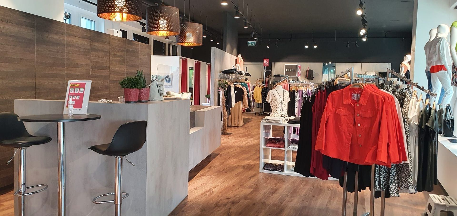 Damenmode - Mix Max Fashion - Malters