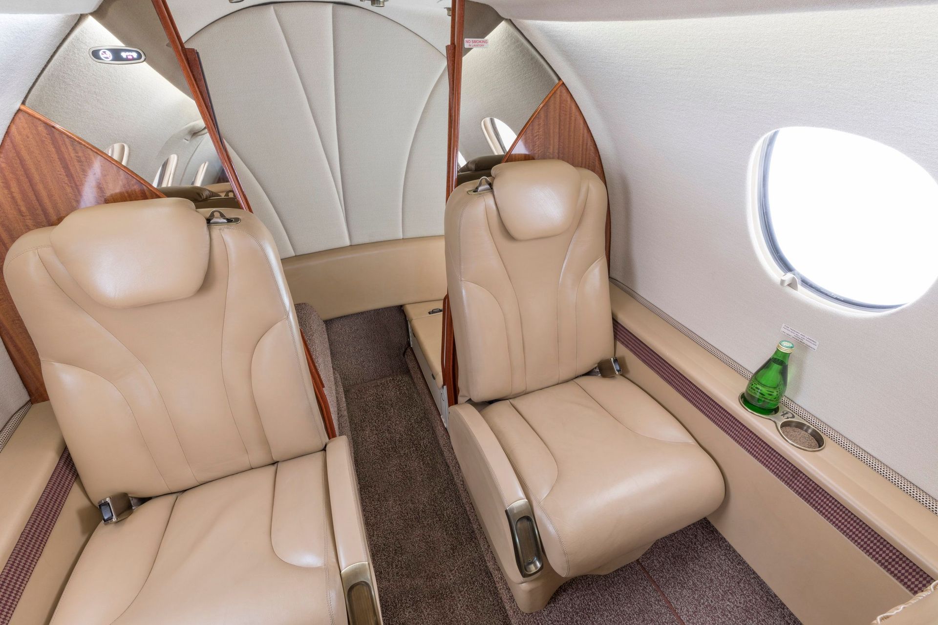 Beyond Private Jet Charter GmbH-alt