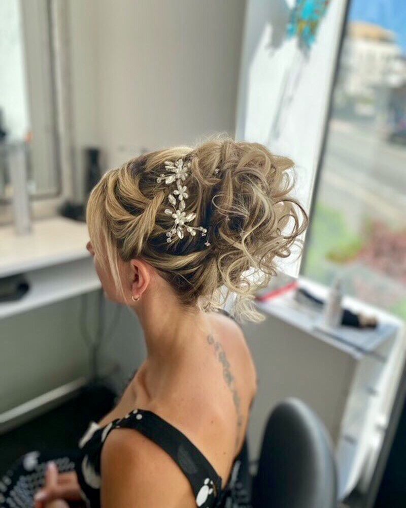 Chignon pour mariage avec perles