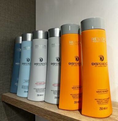 Des produits pour cheveux.