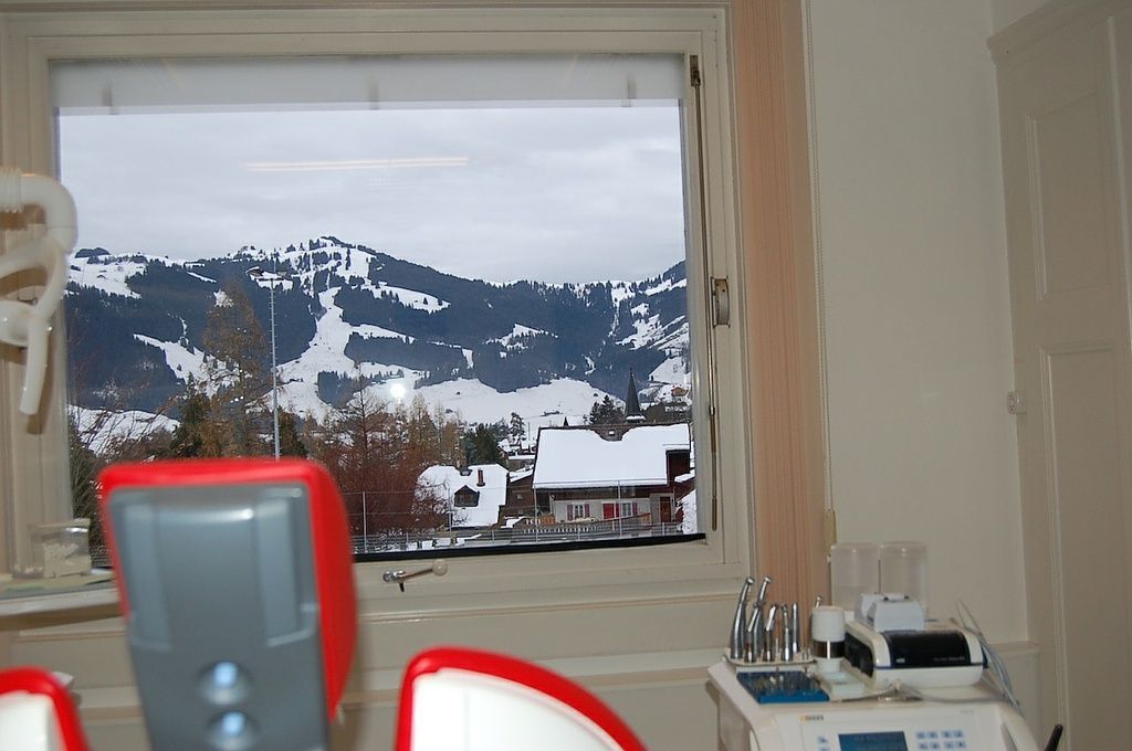 Cabinet dentaire Le Hoang - Château-d'Oex