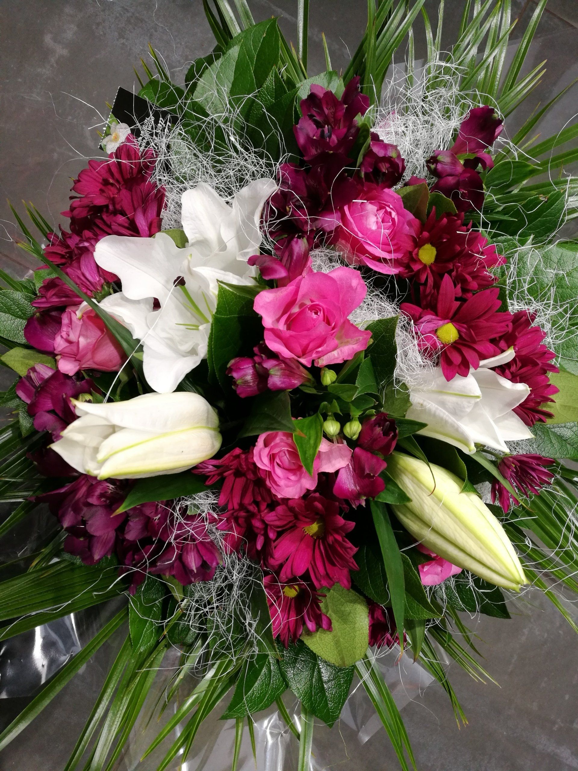 Bouquet blanc rose rouge