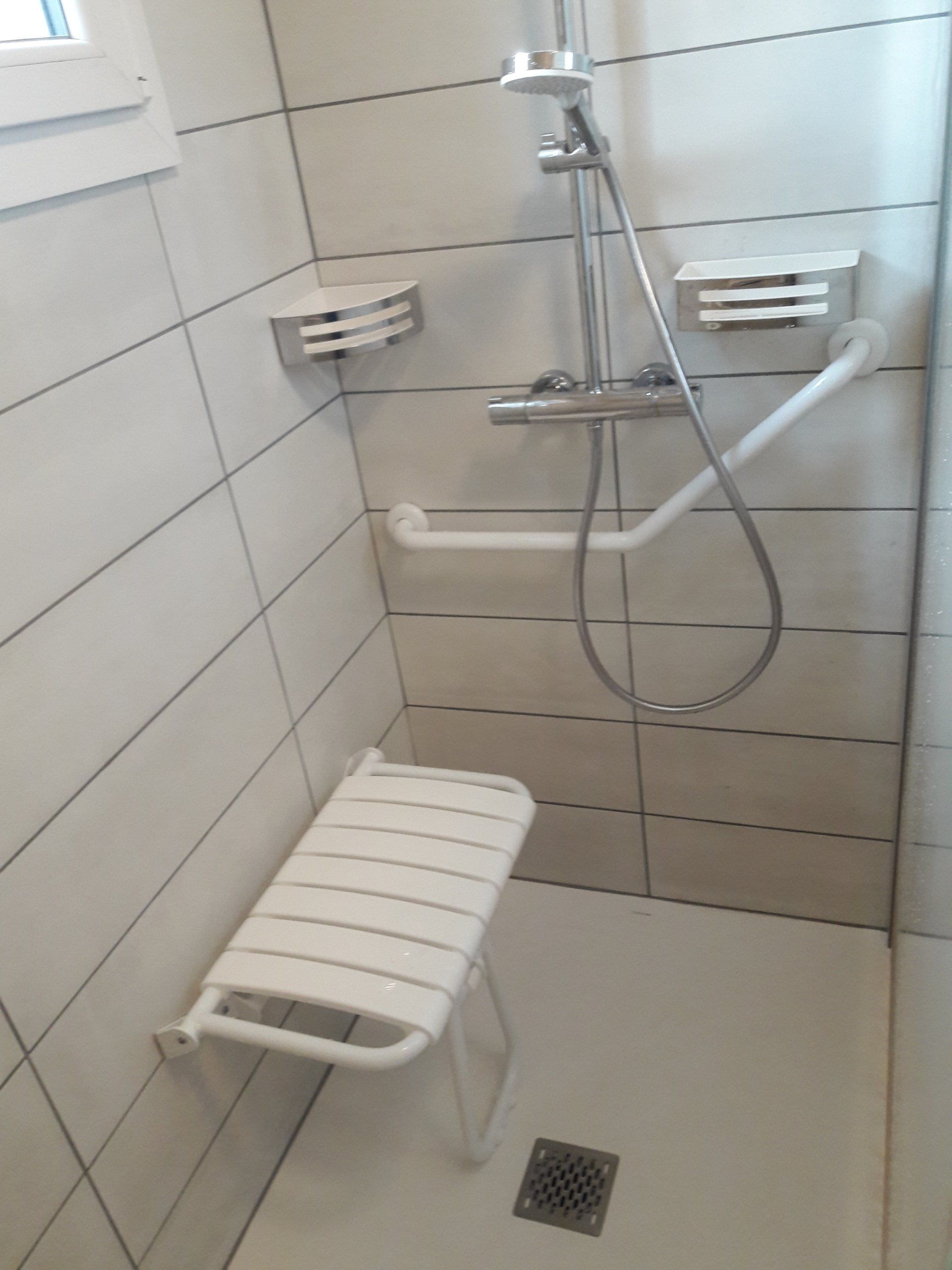 Douche italienne avec assise