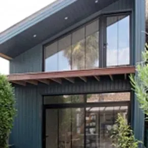 Construction de balcon et pose de bardage