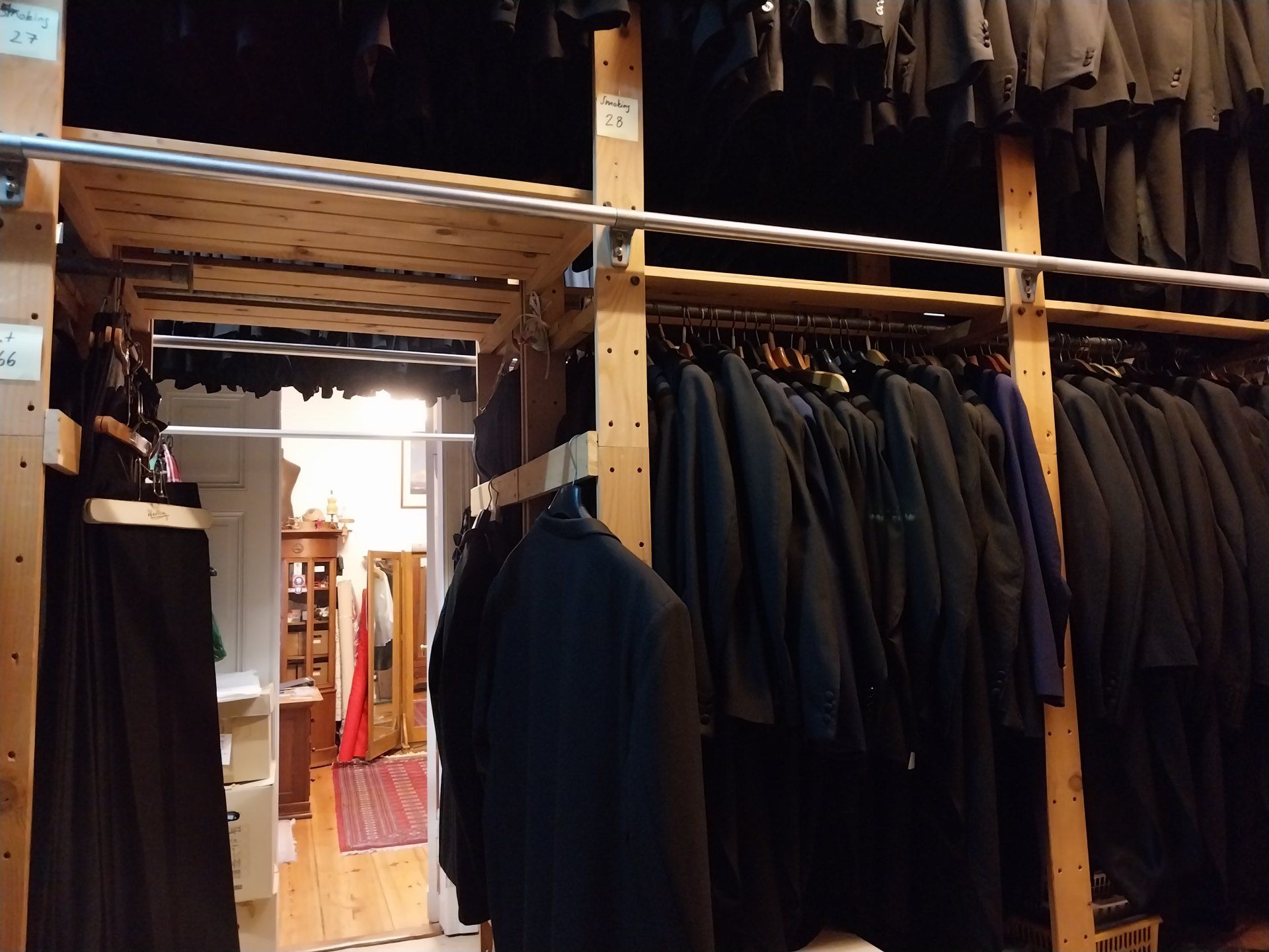 Kleidung von der Dorothée Warning in Berlin