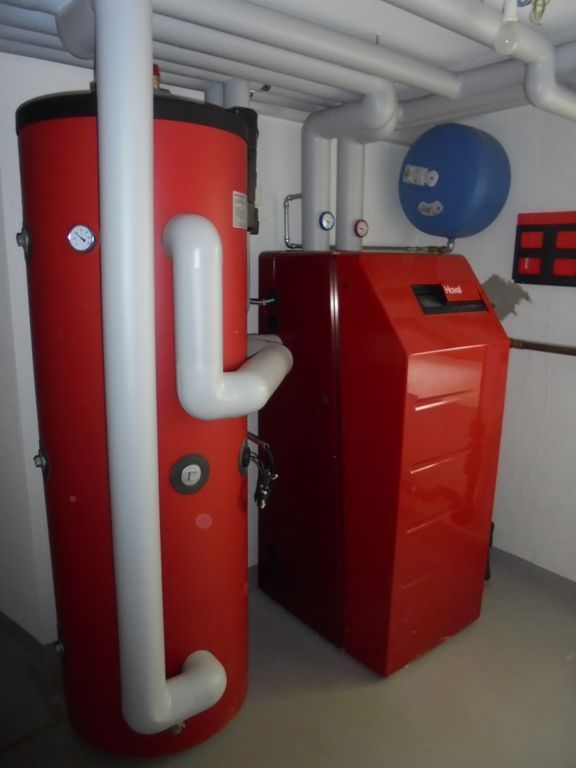 Hoval Warmepumpemit Pufferspeicher - F. Tonet GmbH