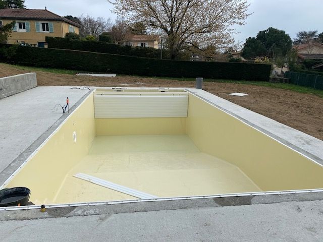 Piscine en construction