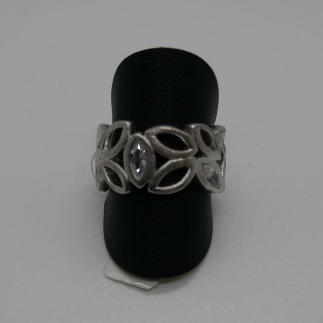 Atelier Schmuck Ring 1 - Rubin Goldschmied & Uhren - Frutigen