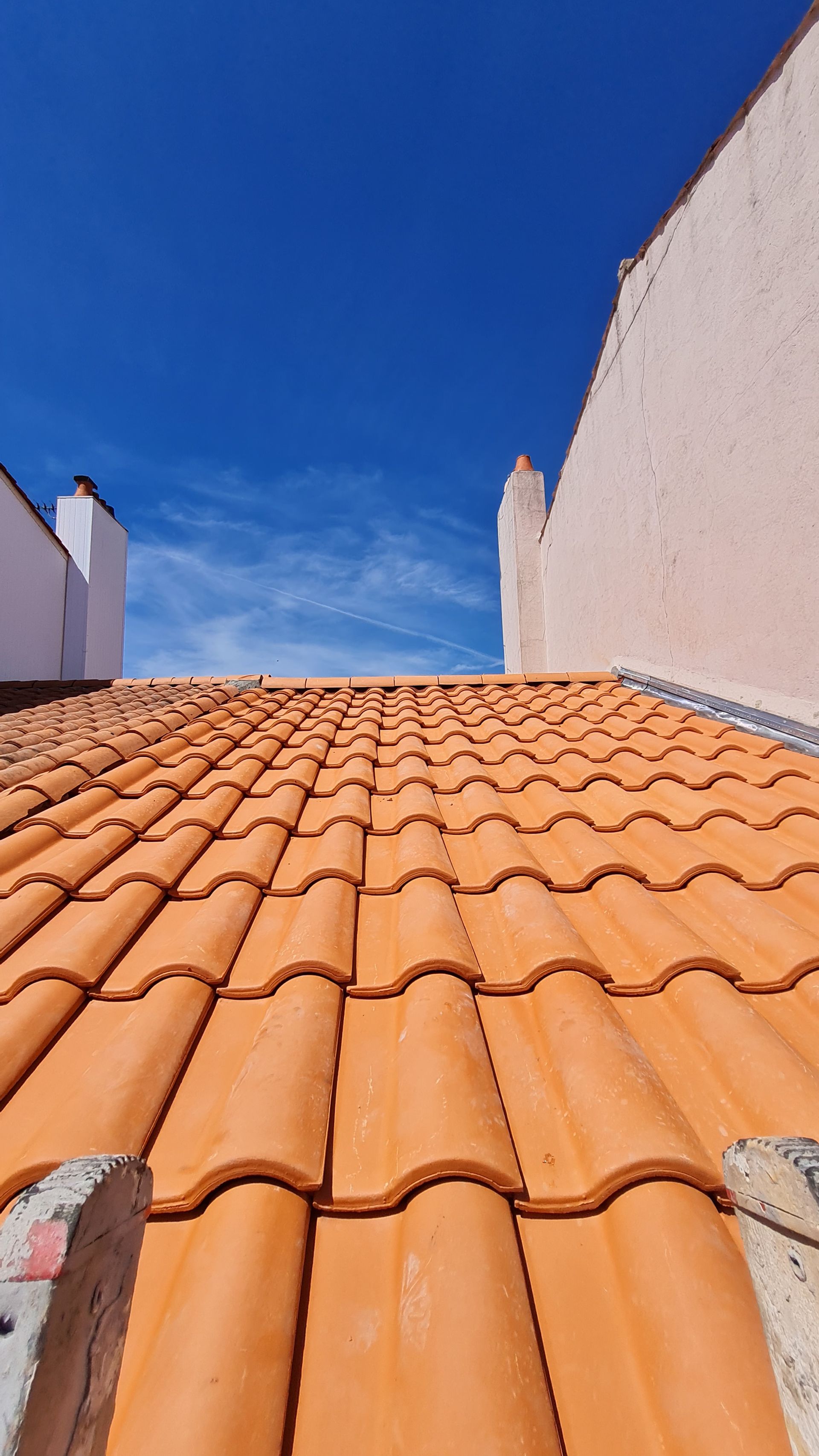 Photo d'une toiture rénovée