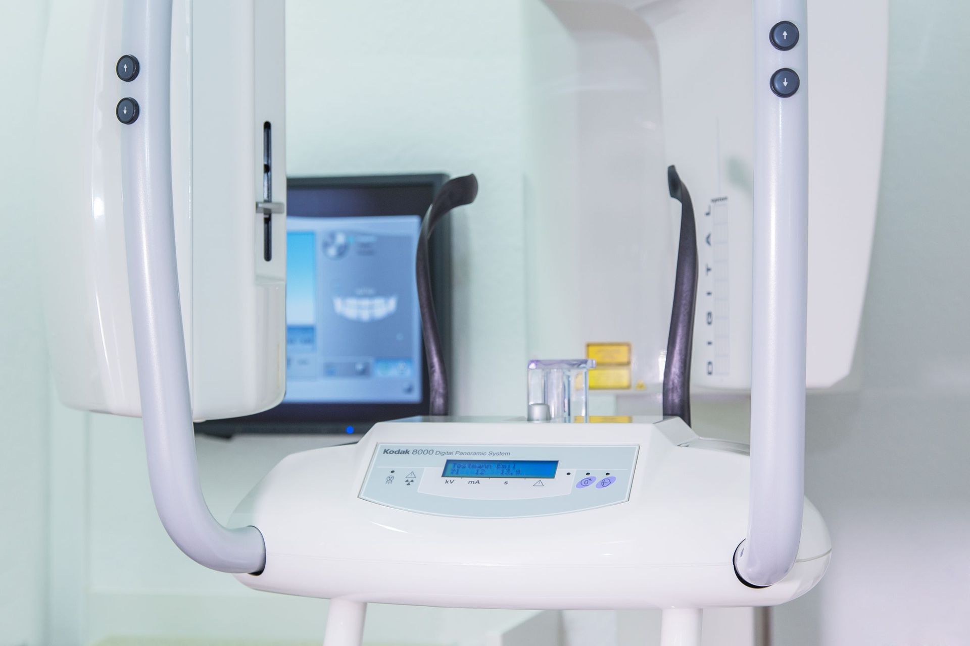 Zahnarzt Dr. Theodor Pache Kitzingen