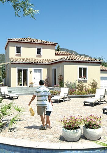 Une maison à deux étages