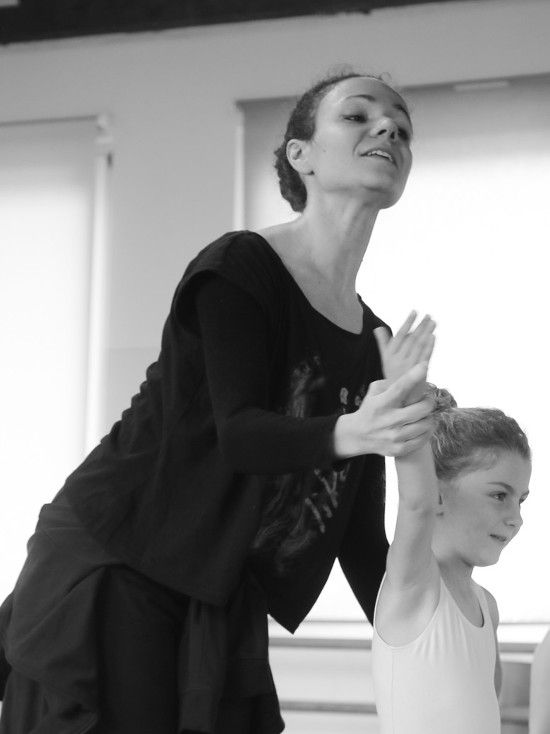 Lezione di danza per bambini con Ilaria Puricelli alla scuola The Moving Factory