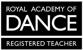 Logo della Royal Academy of Dance, che riconosce Danielle Brunner come maestra di danza classica abilitata