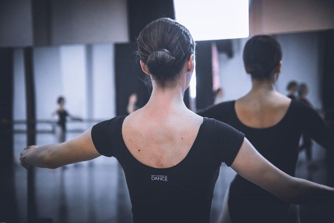 Metodo della Royal Academy of Dance presso Locarno nella scuola di danza The Moving Factory