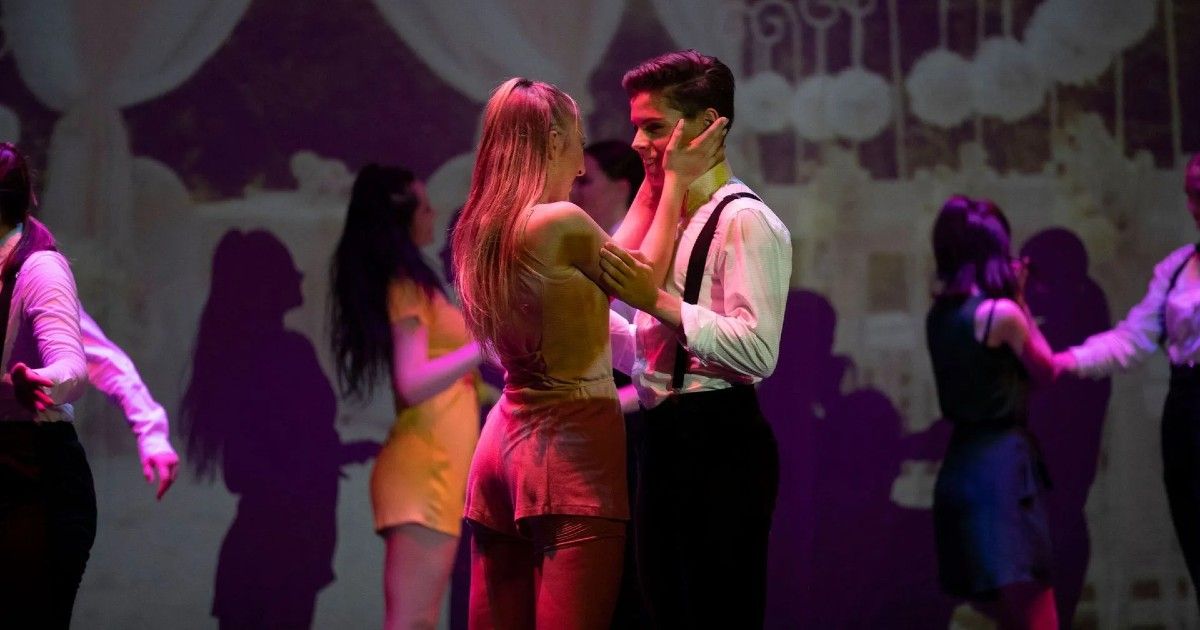 Scena di coppia finale del musical West Side Story al Teatro di Locarno, scuola Moving Factory